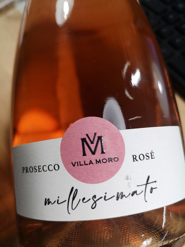 prosecco rose dettaglio etichetta villa moro opt 3