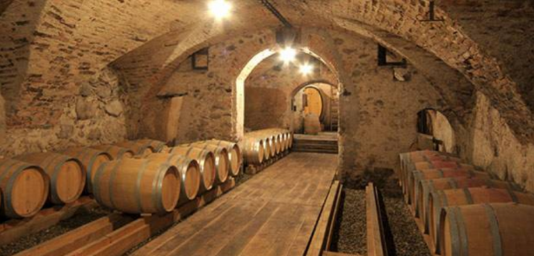 abbazia di novacella bressanone bottaia barricaia barrique vino quotidiano