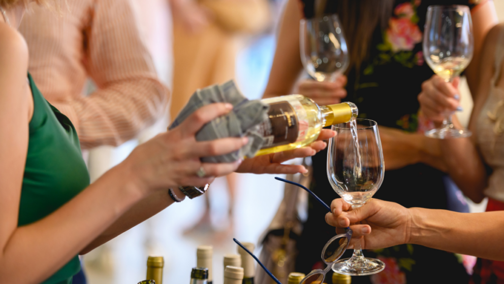 vini bianchi per aperitivi
